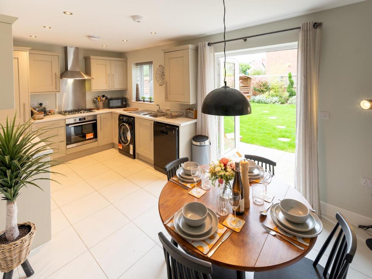 Pass The Keys Contemporary 2 Bedroom Home Ludlow Esterno foto